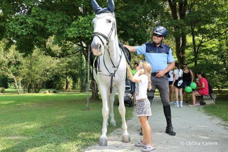 Praznični, 15. Čarobni dan z dobrodelno humanitarno noto (7)
